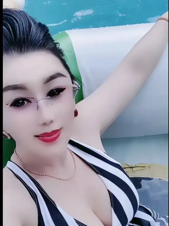亚洲精品网友自