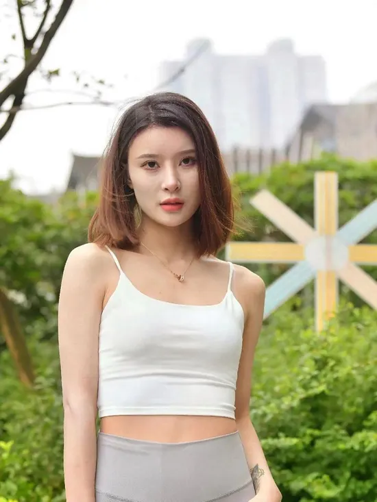 粉色午夜老司机视频免费